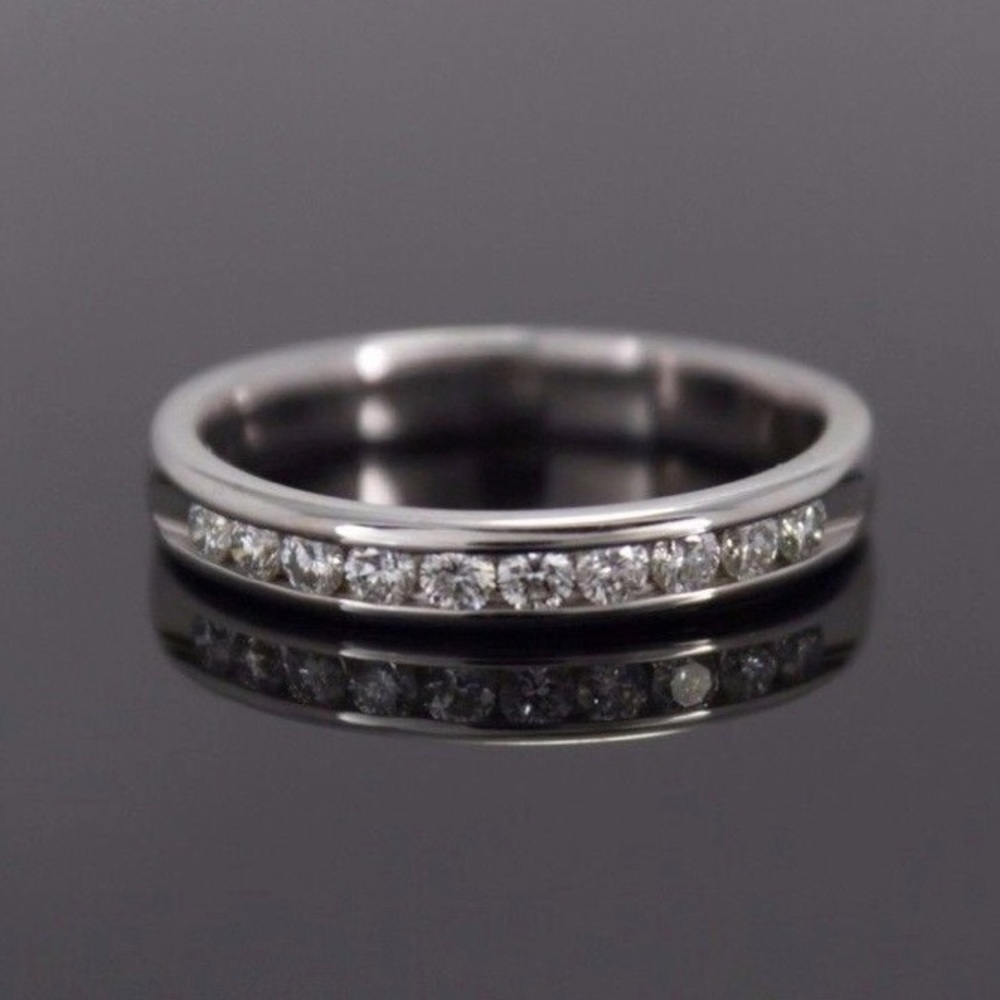 💎.50Cttw Natural Diamond 10K Gold Channel Band - Picture 3 of 4