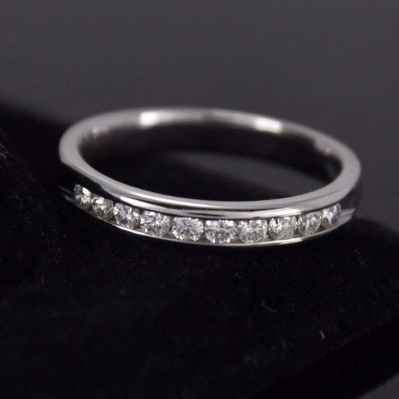 💎.50Cttw Natural Diamond 10K Gold Channel Band - Picture 4 of 4