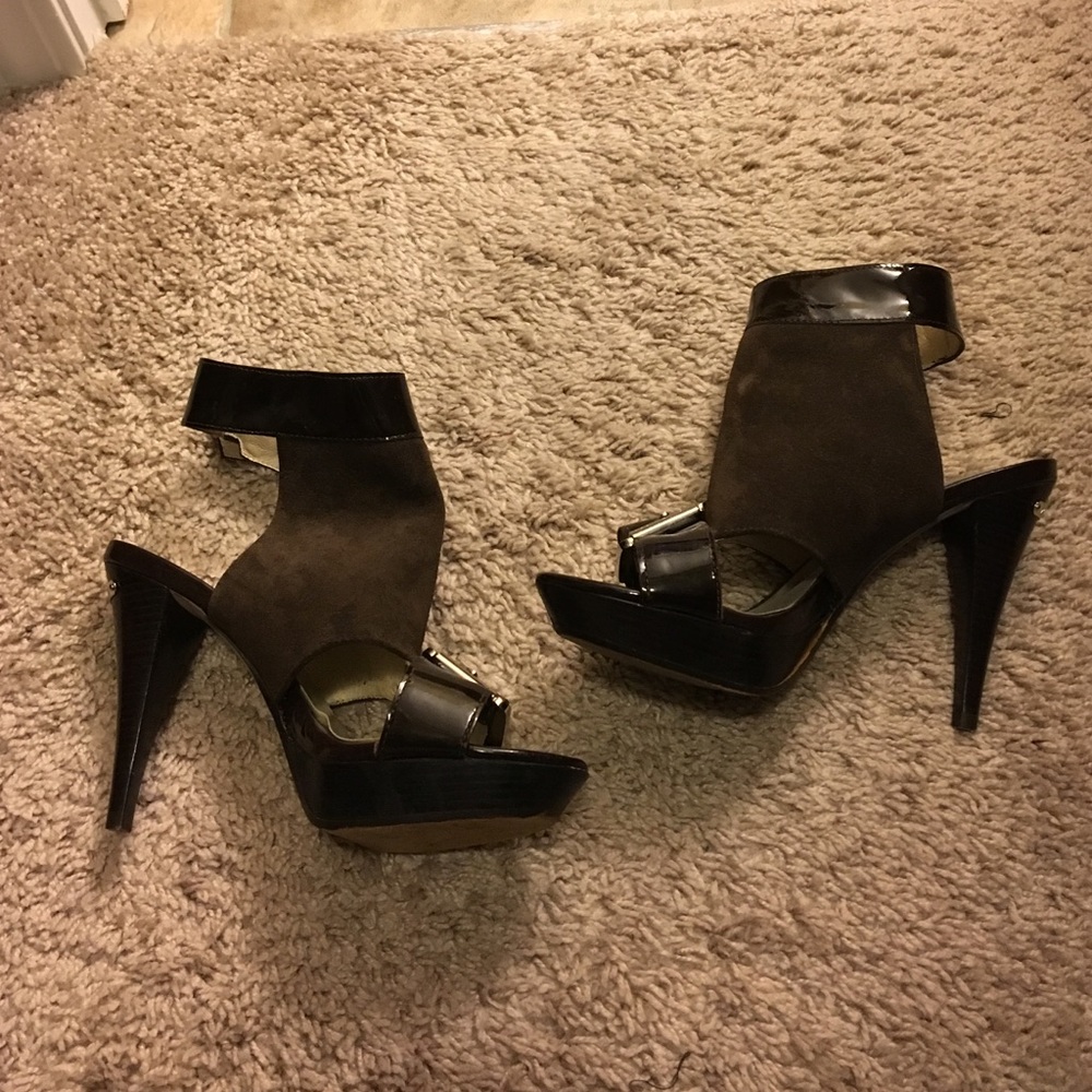 Michael Kors suede brown heels