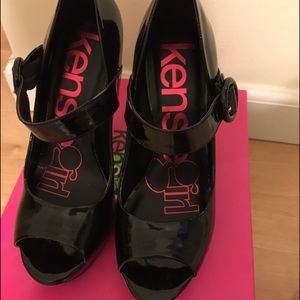 Kensie Girl Black Patent Peep Toe Mary-Jane heels