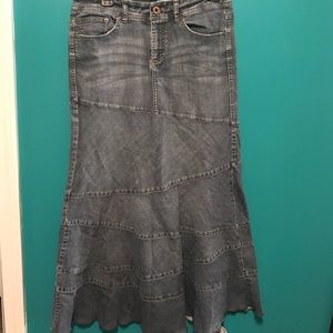 Long Jean Skirt!!! Super CUUUTTEEEE!