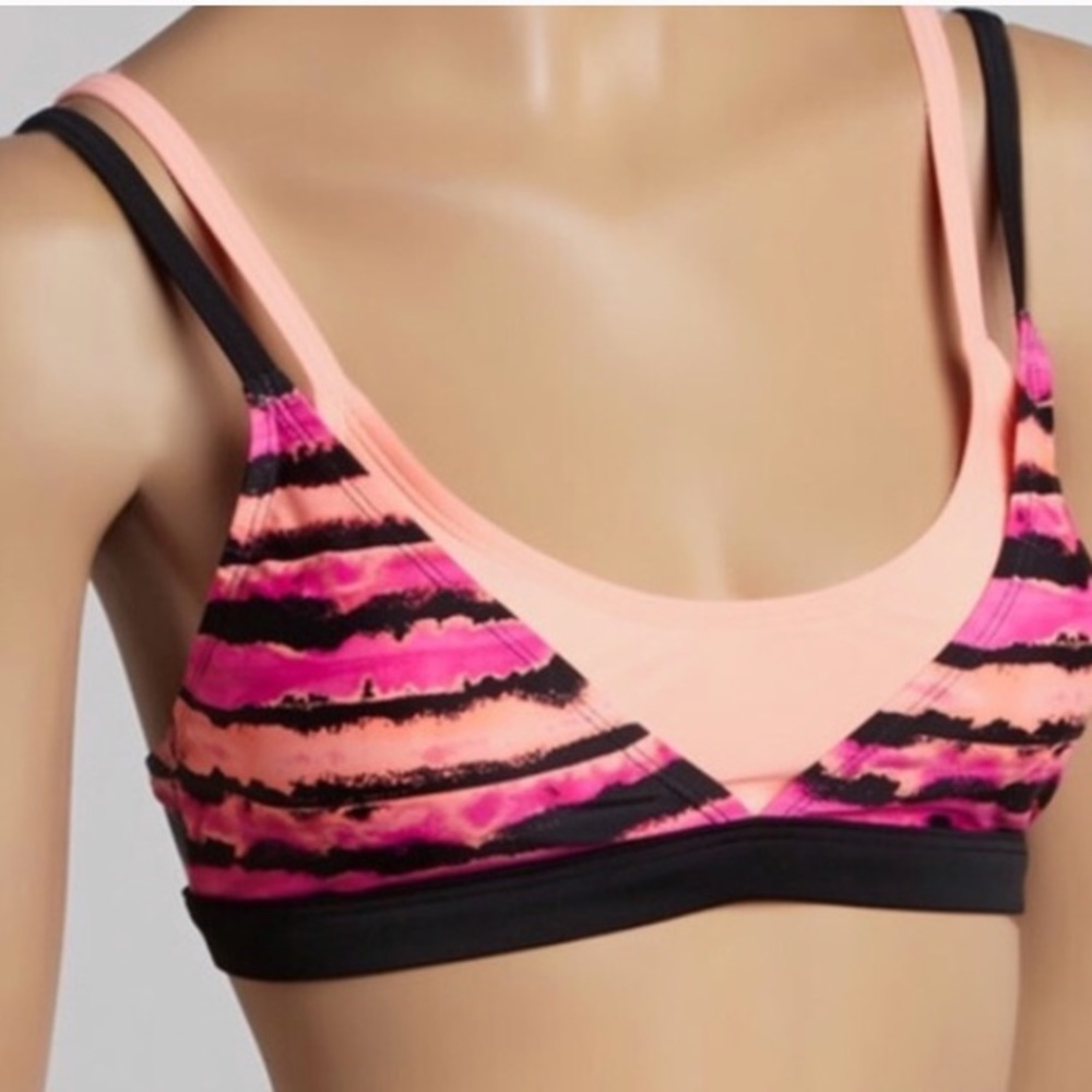 ADIDAS NWT SPORTS CORAL WORK OUT TOP SIZE 14