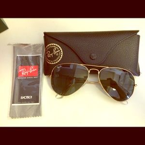 Ray Ban Aviators - Classic Gold Frame Green Lens