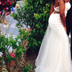 Fitted trumpet prom/wedding gown