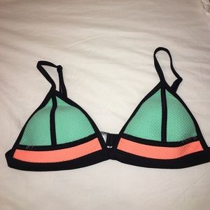 TRIANGL bikini top !!!!!