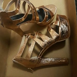 Shoedazzle platforms