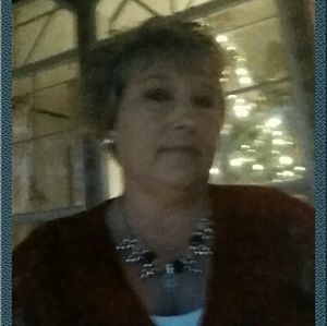 Meet your Posher, Dawn