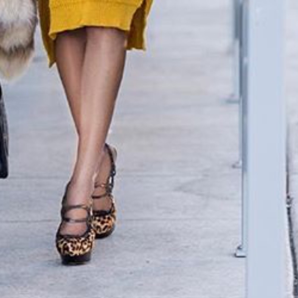 Fendi leopard heels sz 40.5