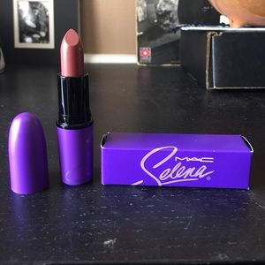 MAC Selena lipstick in Amor Prohibido