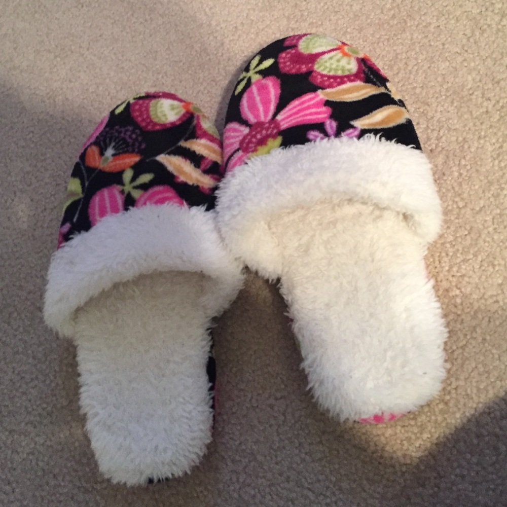 Vera Bradley Slippers
