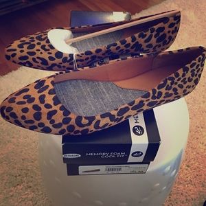Leopard Flats
