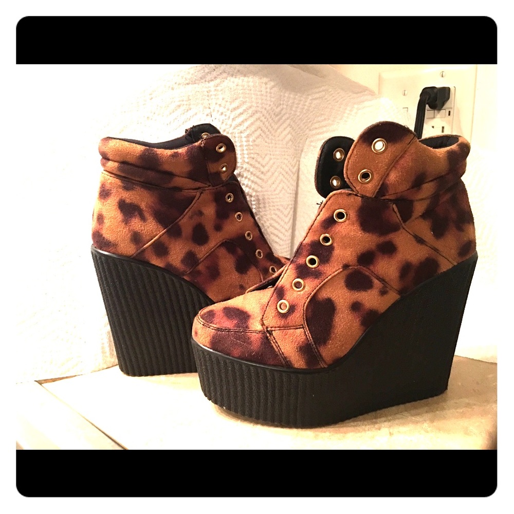 Cheetah print wedge shoes