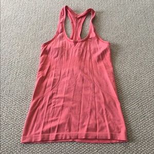 Lululemon run swiftly tank