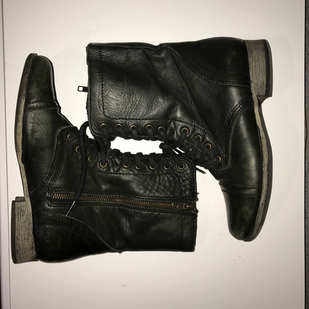 combat boots