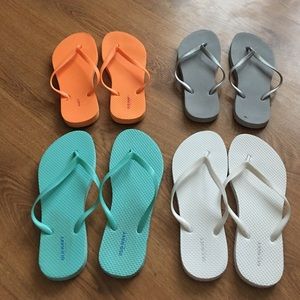Old navy flip flops