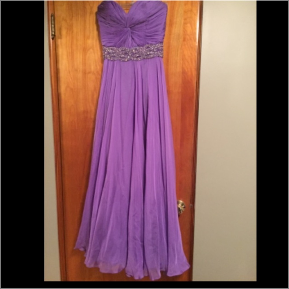 Sherri Hill prom gown