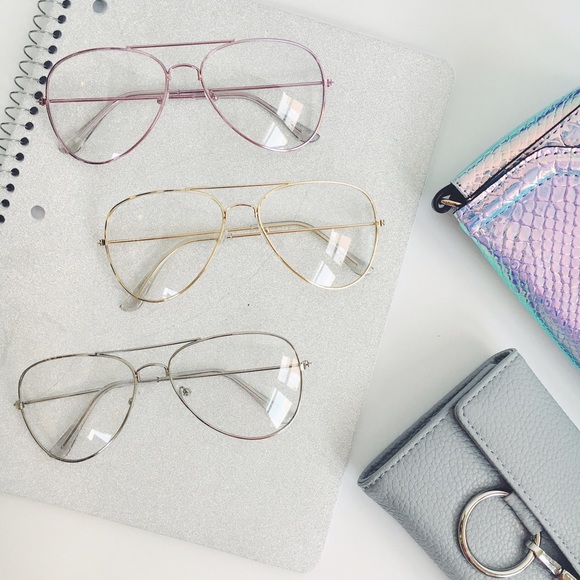 New! Gold Vintage Aviator Glasses - Picture 5 of 6