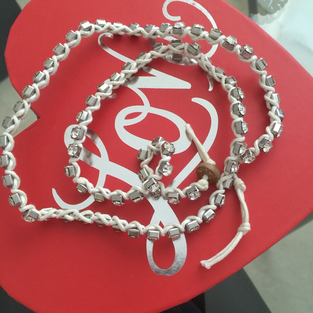 Bracelet/choker