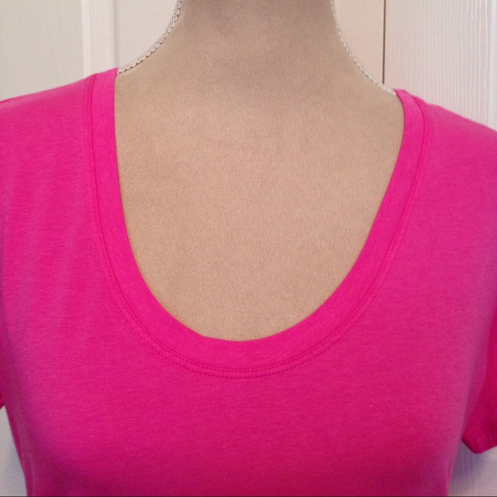 ☝️LEFT📍NWT, Banana Republic, Timeless Tee Shirt - Picture 3 of 6