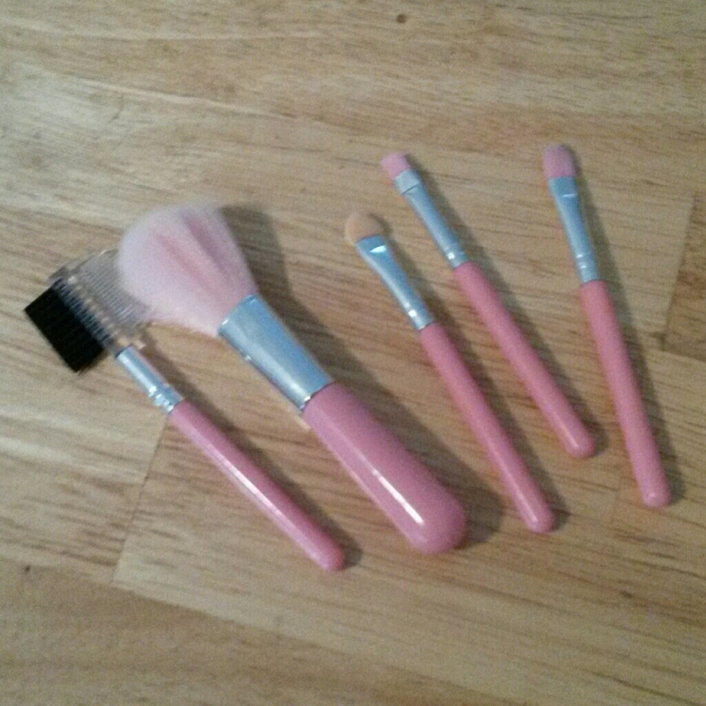 Travel Size Makeup Brushes