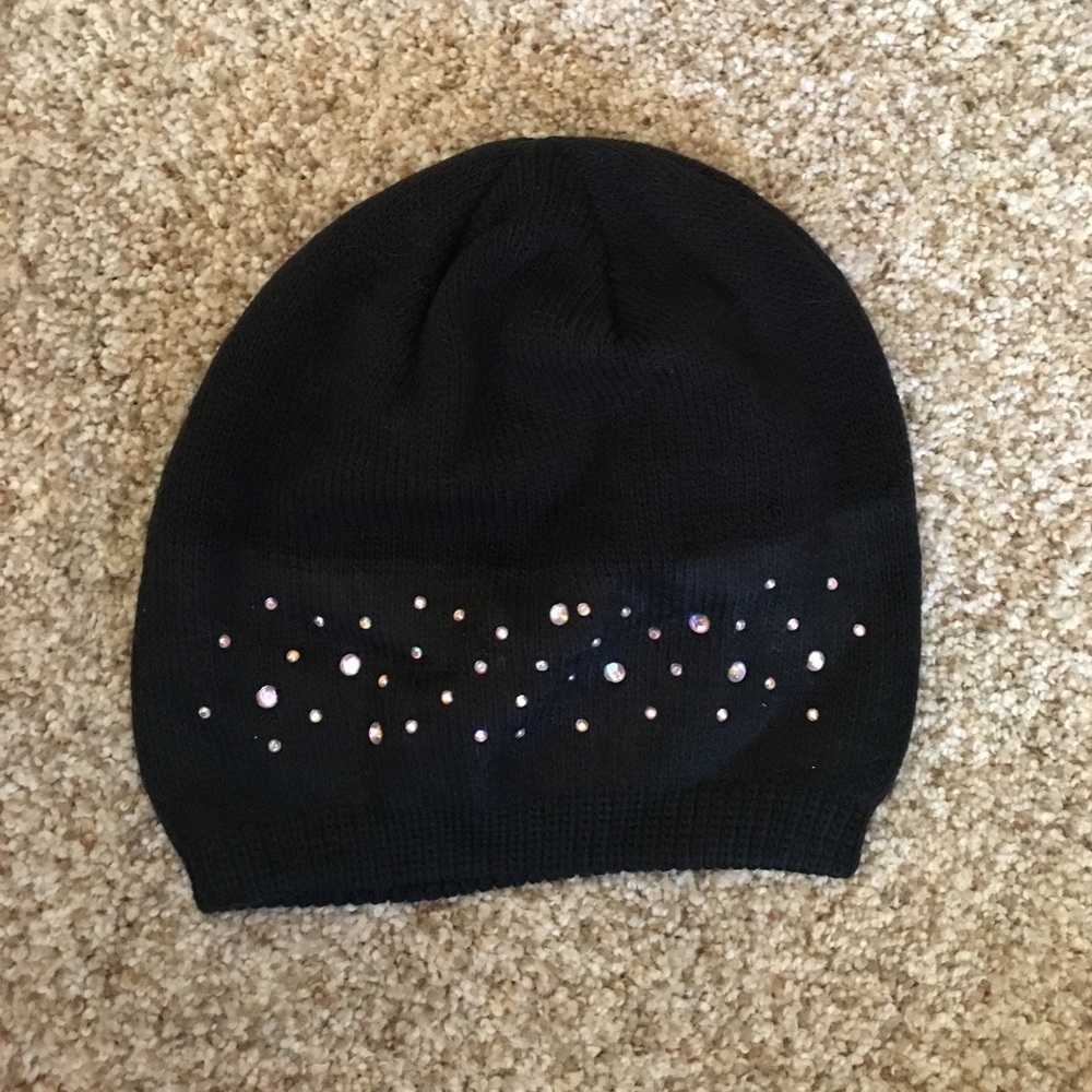 Black beanie