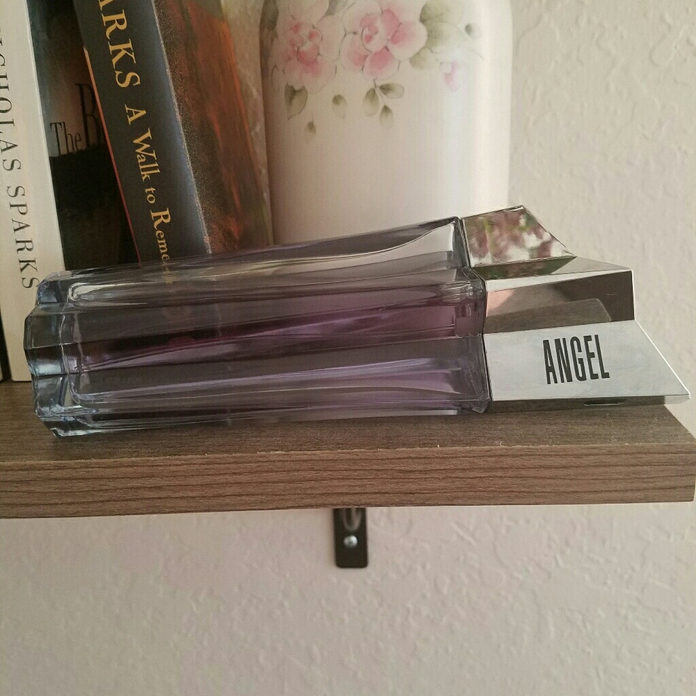 Angel by Thierry Mugler- RESERVED for nicolenegron