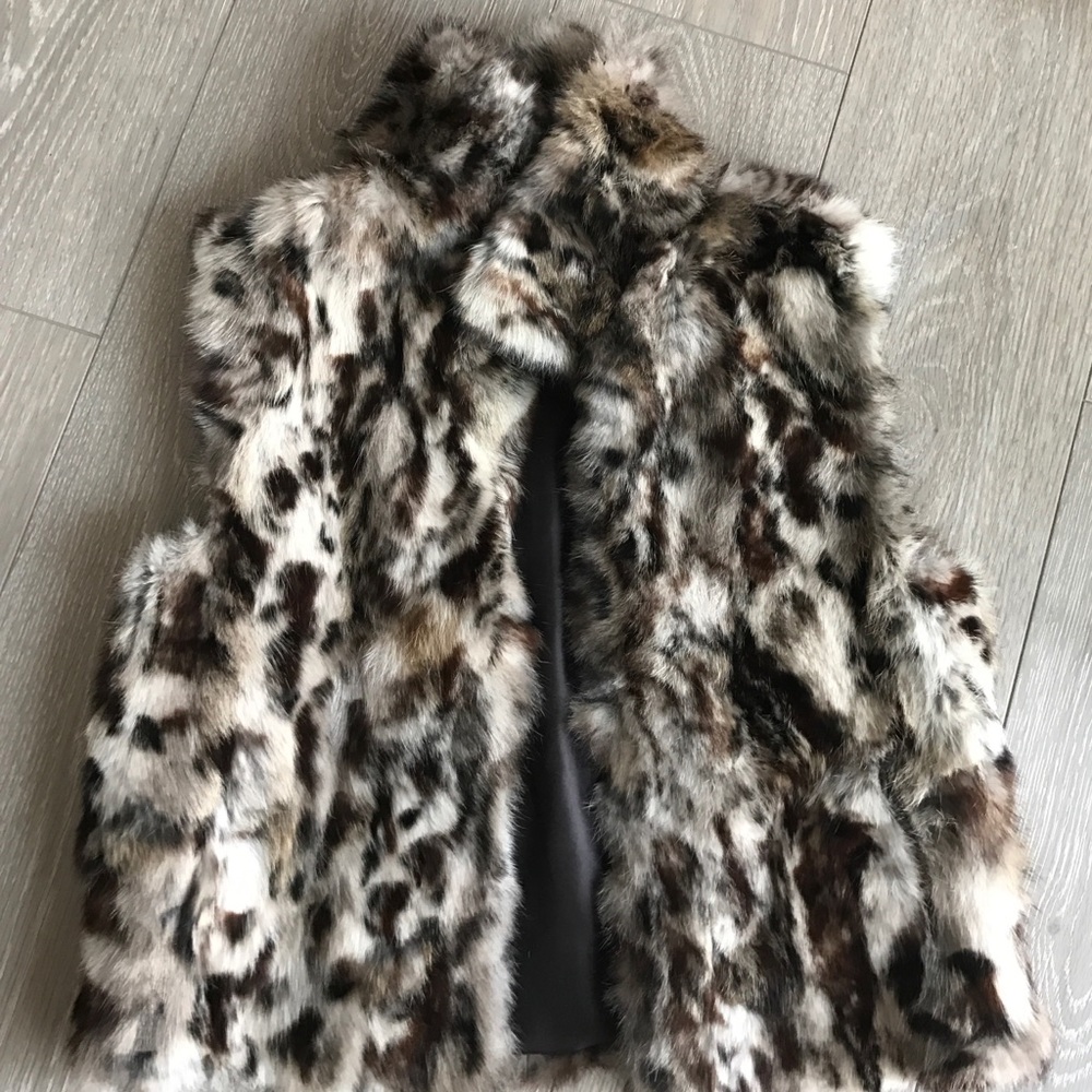 Fur vest