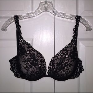 Lace Push Up Bra 32DD / 34C