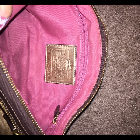 Small Coach Purse - Picture 3 of 7