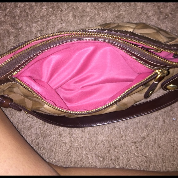 Small Coach Purse - Picture 5 of 7