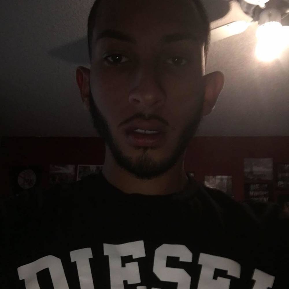 Meet your Posher, Christian