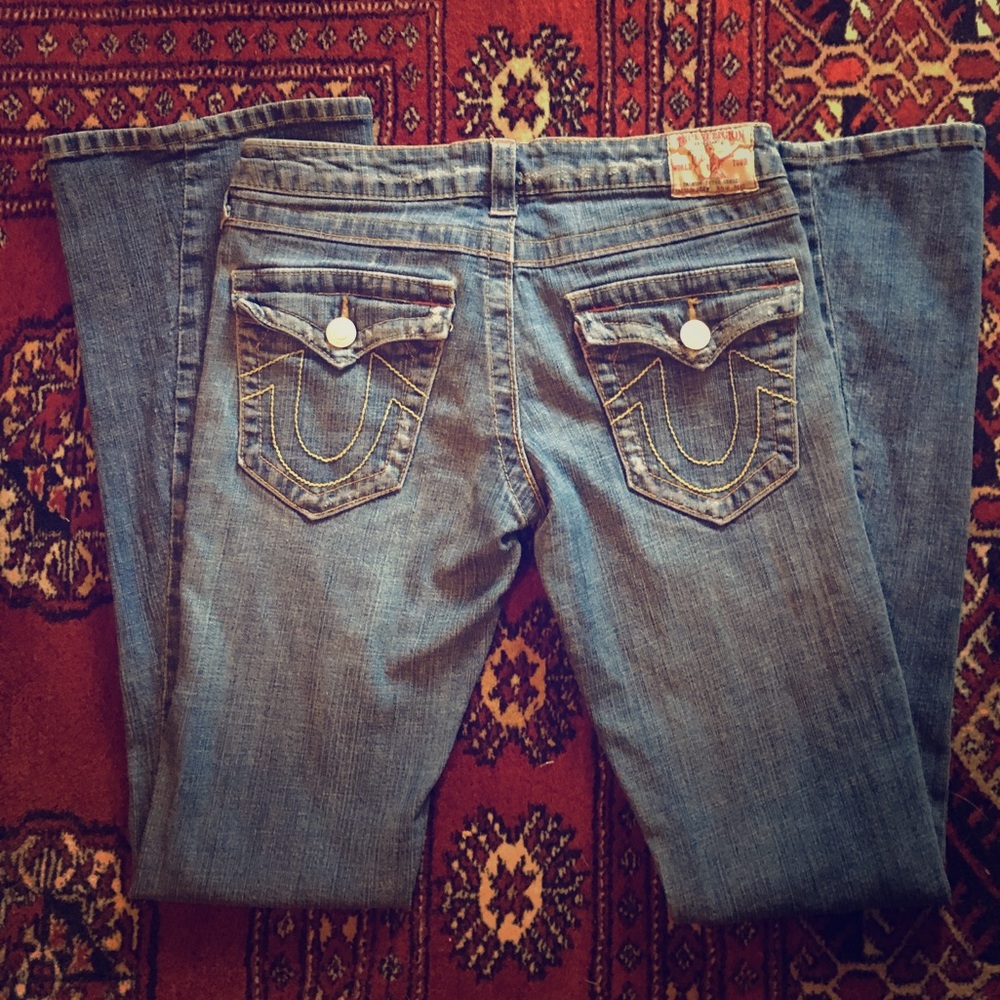 SALE!! True Religion boot leg jeans! Size 27