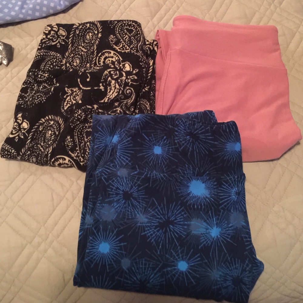 Hold for Veex619/ 1 pair NWT LuLaRoe OS Leggings