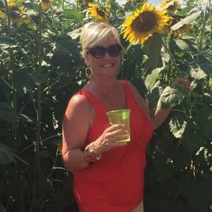 Meet your Posher, Tracy