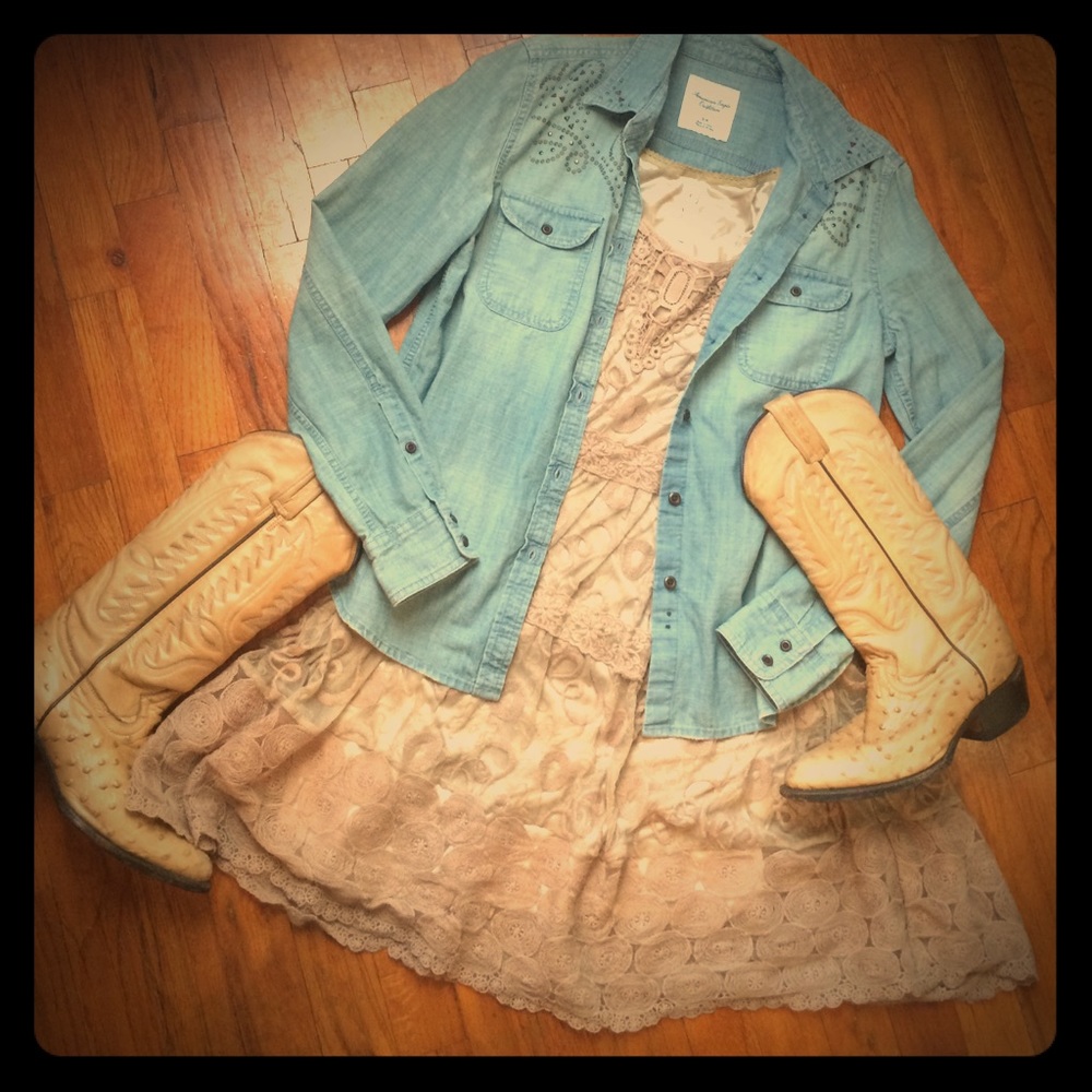 American eagle outfitters size S denim shirt