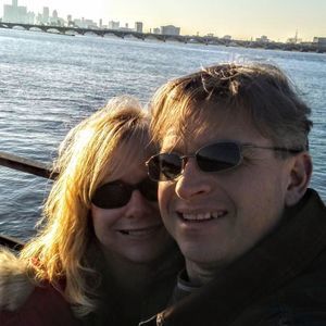 Meet your Posher, Cara