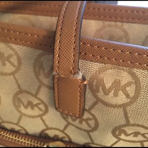 Michael Kors Bags - Michael Kors Purse Michael Kors Bags - Michael Kors Purse