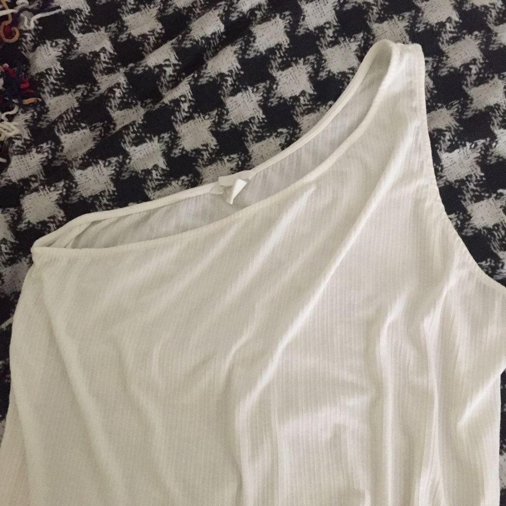 H&M Ribbed one shoulder tank top