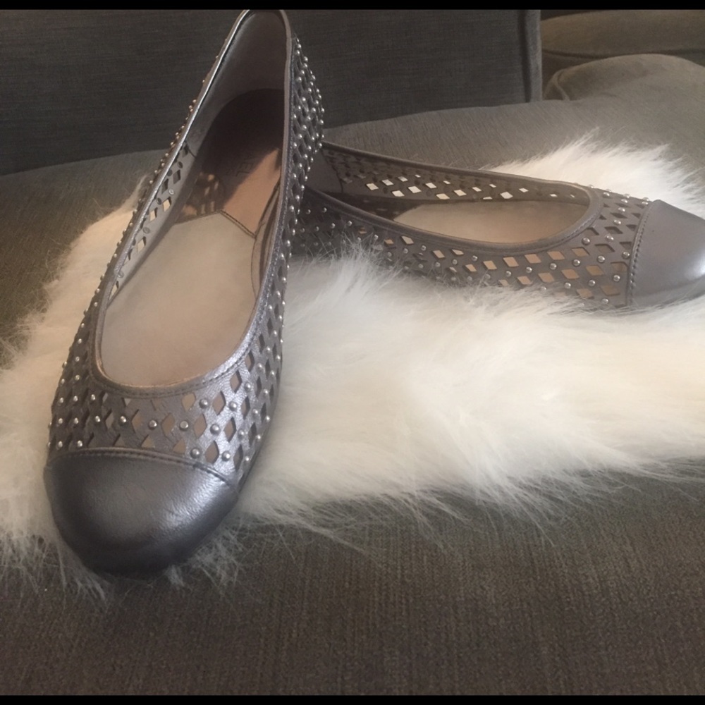 Michael Kors Silver Studded Ballet Flats Sz 8