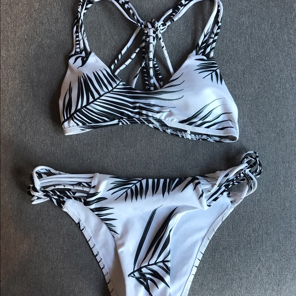White and black palm tree design bikini