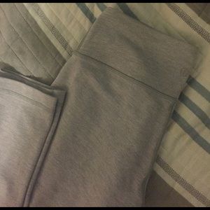 Heather Gray Lululemon Wunder Under Crops