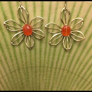 Flower 🌺 theme earrings - Orange