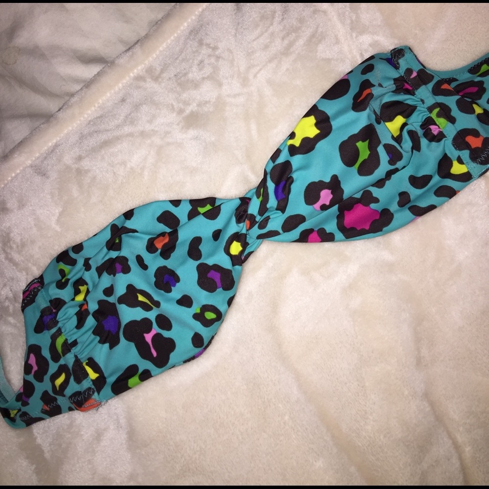 VS strapless cheatah swim top