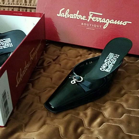 Shoes - Picture 1 of 2