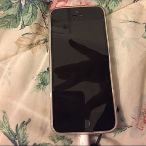 Space gray iPhone 5s
