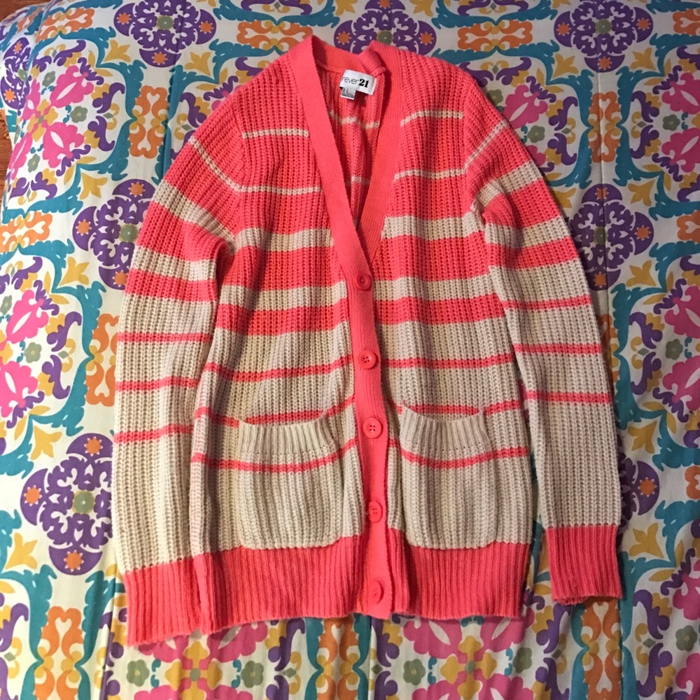 💕 Pink and Off White Forever 21 Chunky Sweater 💕
