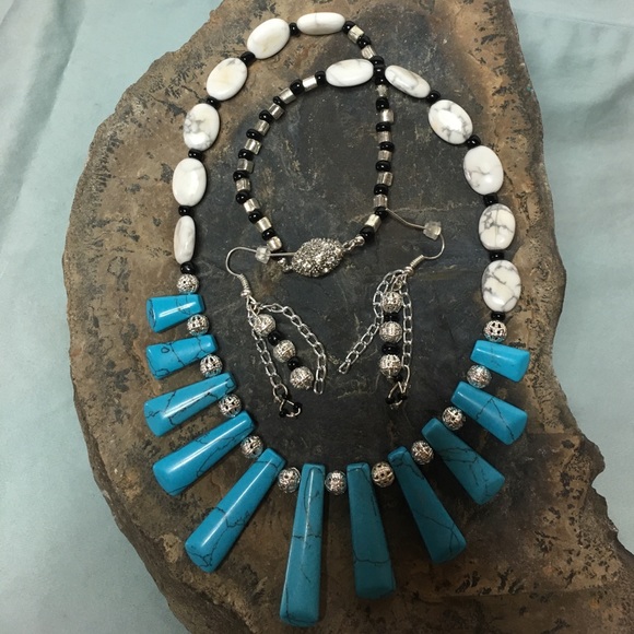 Necklace and Earrings - Picture 4 of 5