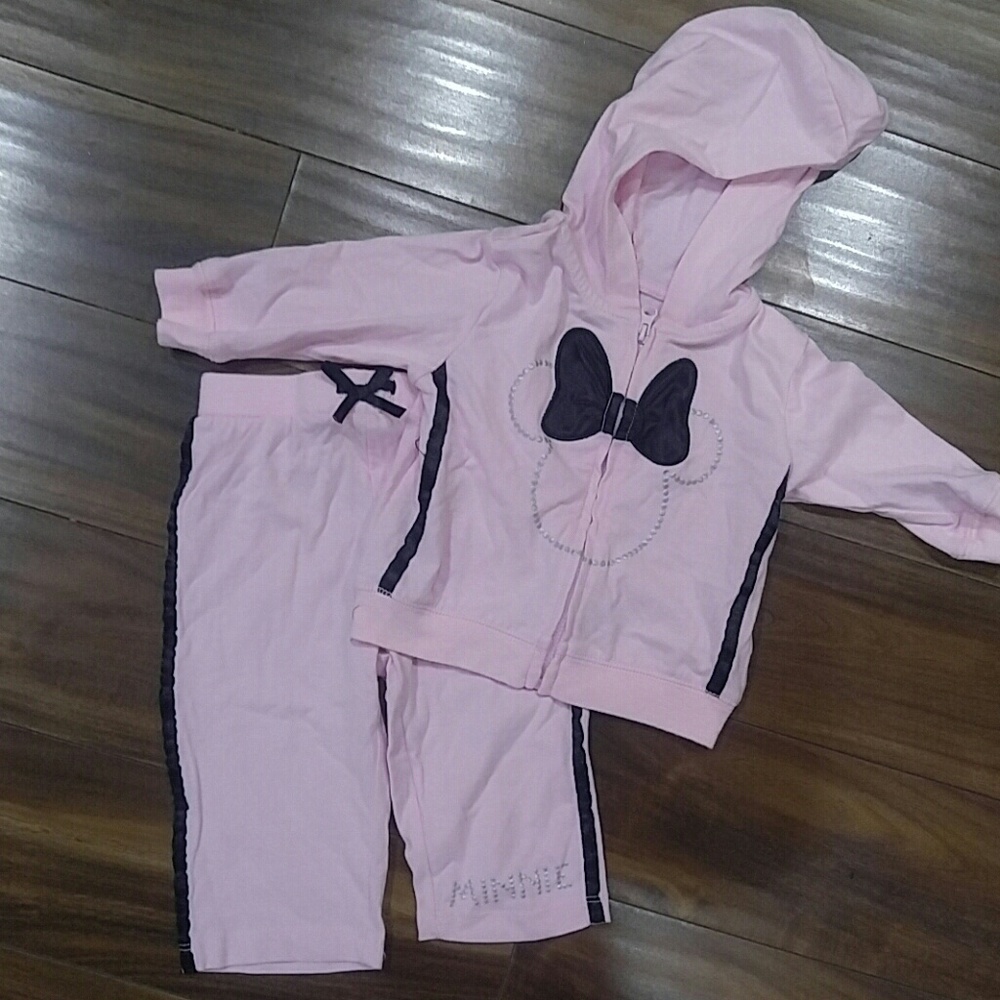 Minnie mouse jogging suit