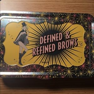 Benefit Cosmetics Defined & Refined Brows shade 6