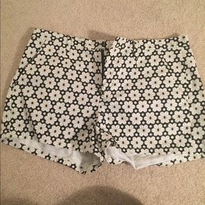 Patterned shorts